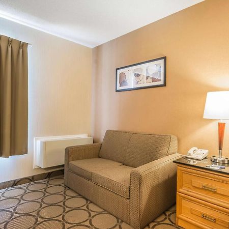 Comfort Inn Бельвіль Екстер'єр фото