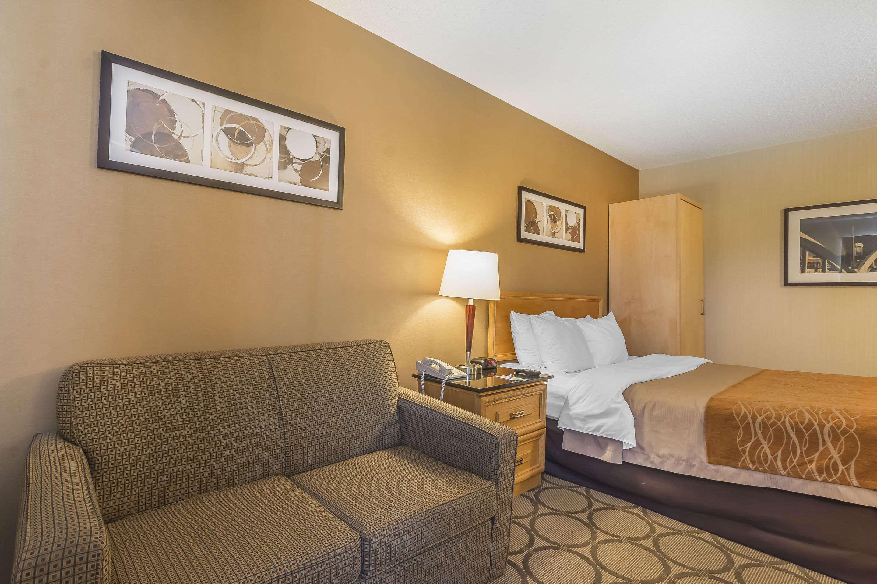 Comfort Inn Бельвіль Екстер'єр фото