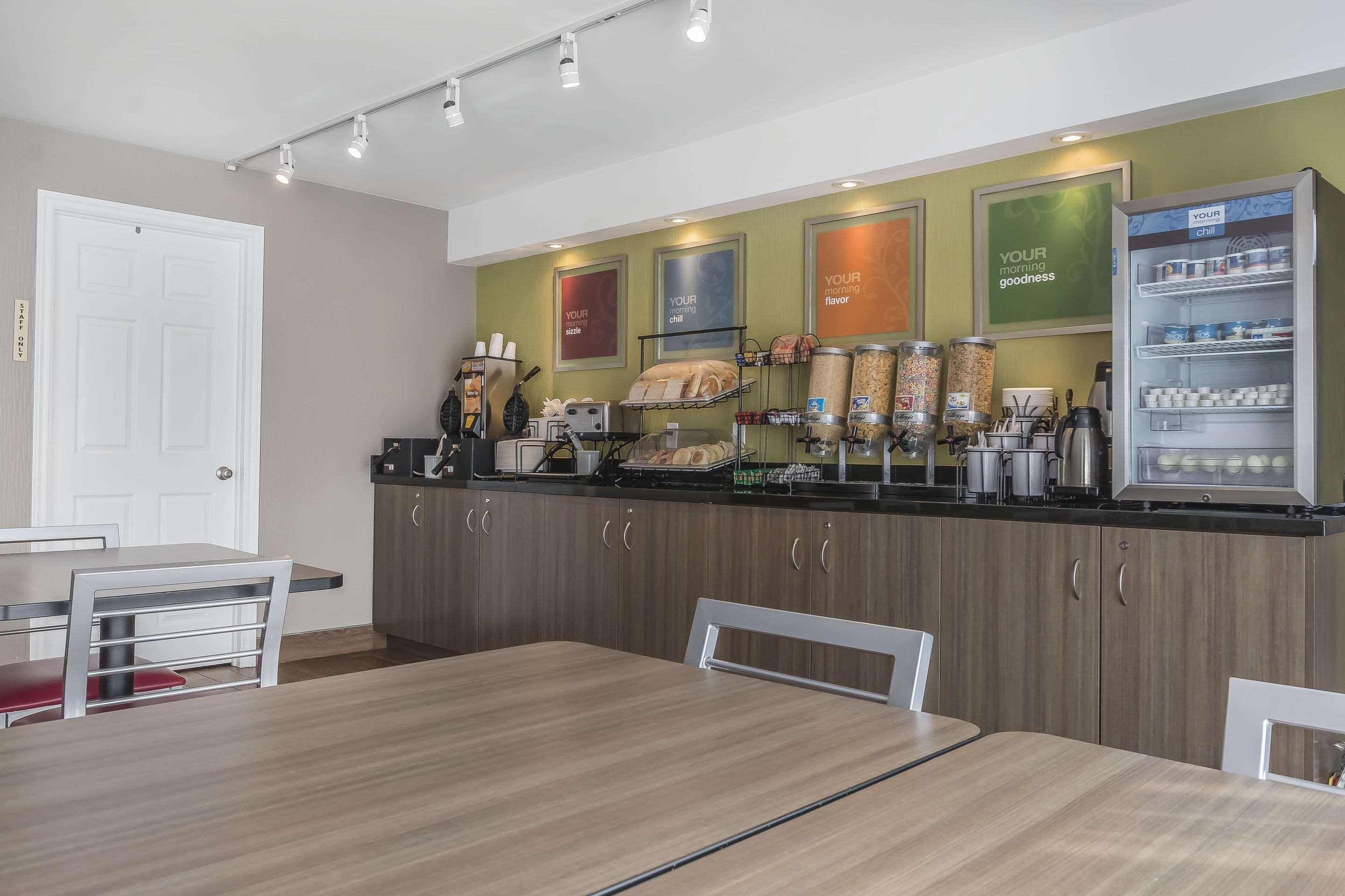 Comfort Inn Бельвіль Екстер'єр фото